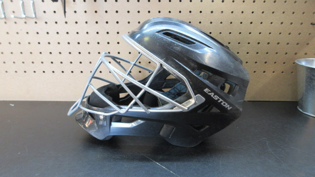 Load image into Gallery viewer, Used Easton Catchers Helmet - 6 1/2 - 7 1/8

