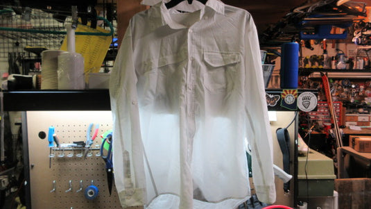 Used HUK White Creekbed Long Sleeve Shirt Size Medium