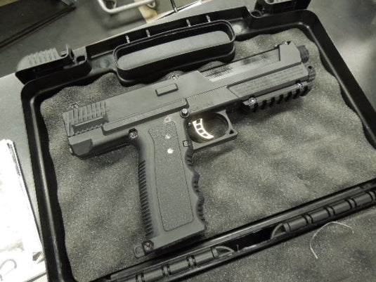 Used Tippmann TPX Tru-Feed .68 Cal Paintball Pistol 2 Magazines and Case