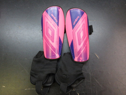Used Umbro Ceramica Soccer Shin Guards - Youth