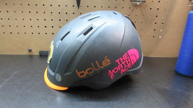 Load image into Gallery viewer, Used Bolle Snowboarding Helmet
