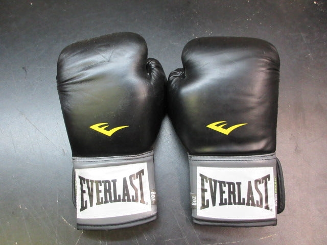 Load image into Gallery viewer, Used Everlast Unisex Curved Anatomical Grip Training Gloves - 8 oz
