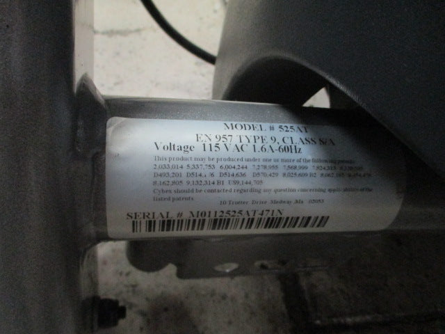 Load image into Gallery viewer, Used Cybex Arc trainer 525AT
