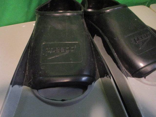 Load image into Gallery viewer, Used Speedo 10783 Size XL 10-11 Swim Fins 18&quot;
