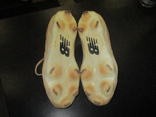 Used New Balance FreshFoamX Velo 4 Metal Cleats in White Size 8.5W