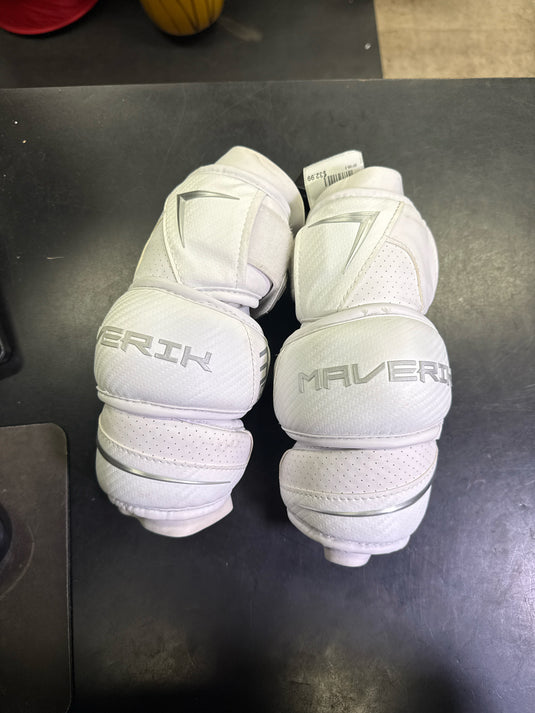 Used Maverik M6 Lacrosse Elbow Pads Size Small