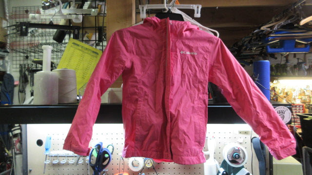 Load image into Gallery viewer, Used Columbia Youth Winter Shell - Size Small
