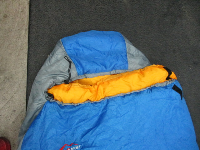Load image into Gallery viewer, Used Suisse Sport Mummy Style Sleeping Bag
