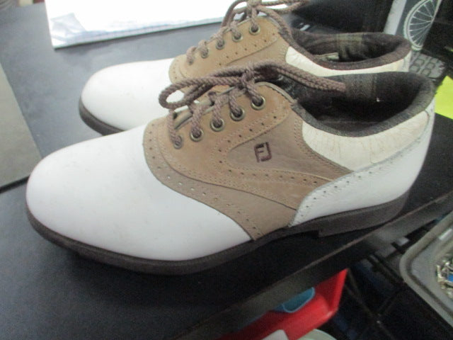 Load image into Gallery viewer, Used Foot Joy Size 5 Golf Shoes
