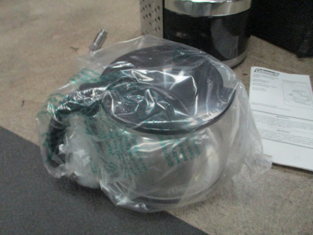 Load image into Gallery viewer, Like New Coleman QuikPot Propane Coffee Maker w/ Carry Bag
