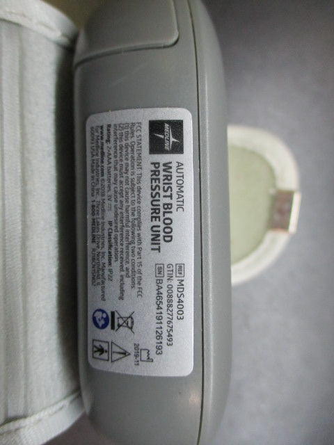 Load image into Gallery viewer, Used Medline Wrist Blood Pressure Unit
