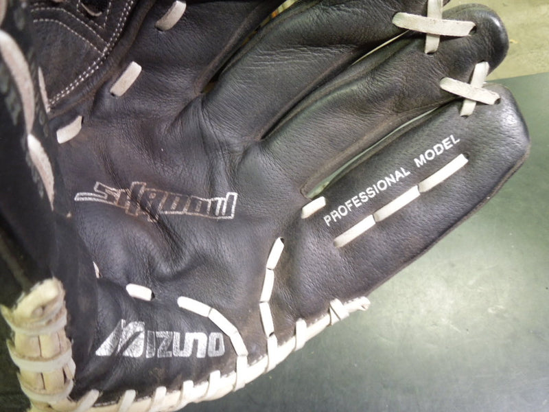 Load image into Gallery viewer, Used Mizuno Shadow Pro Model RHT 13" Softball Glove
