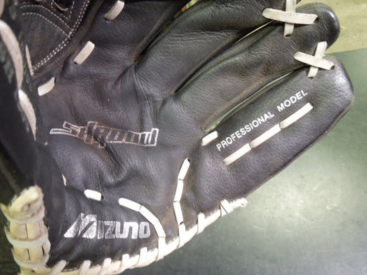 Used Mizuno Shadow Pro Model RHT 13" Softball Glove