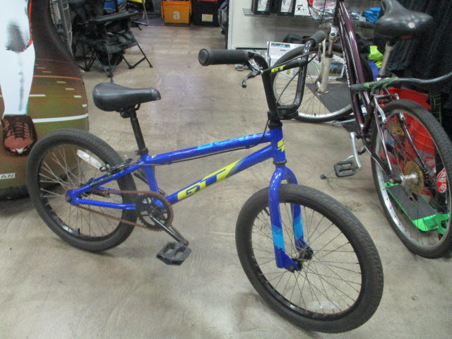 Load image into Gallery viewer, Used GT Berm 20" BMX Bike
