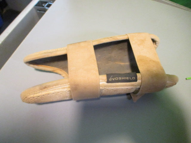 Load image into Gallery viewer, Used Evo Shield Baseball Shin Guard
