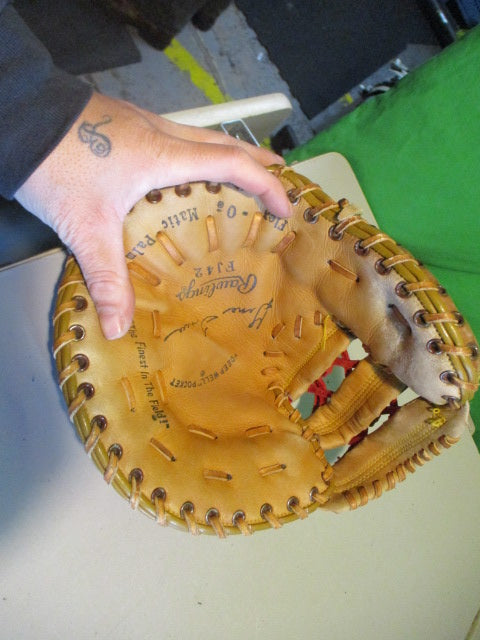 Used Rawlings FJ42 Size 11