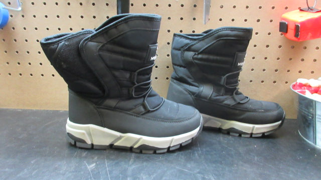 Load image into Gallery viewer, Used Hobibear Winter Snow Boots - Size 4
