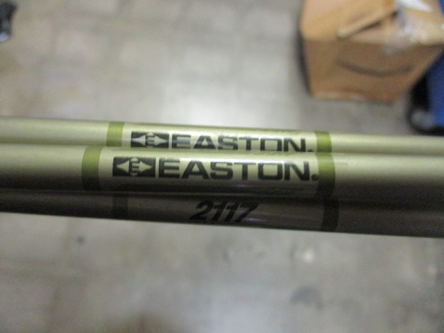Load image into Gallery viewer, Used Easton 2117 Pack Of 3 Arrow Shafts
