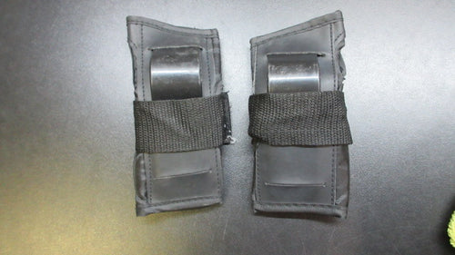 Used Wipeout Wrist Guards - Youth