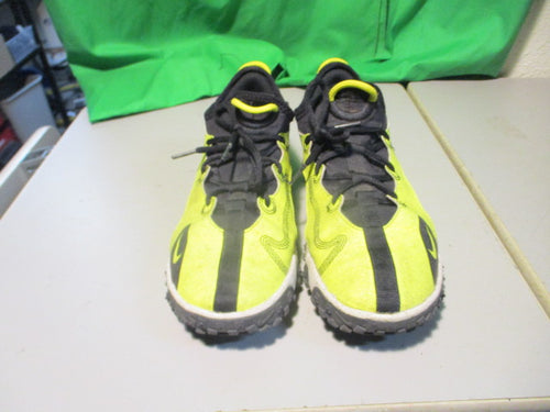 Used Nike Future Field Size Youth 5.5 Turf Shoes