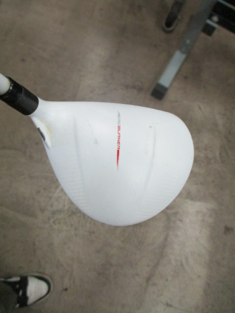 Load image into Gallery viewer, Used Taylormade Aero Burner 21 Deg 5HL Hybrid - RH

