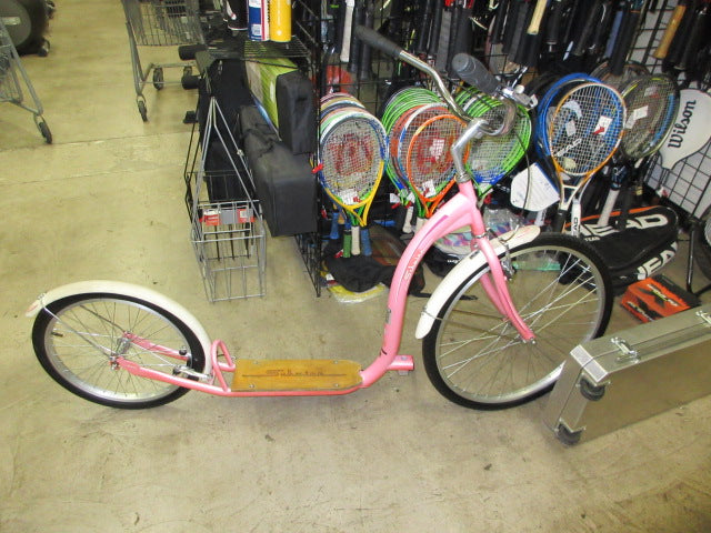 Load image into Gallery viewer, Used Schwinn Shuffle Adult SCOOTER With 26" Wheel
