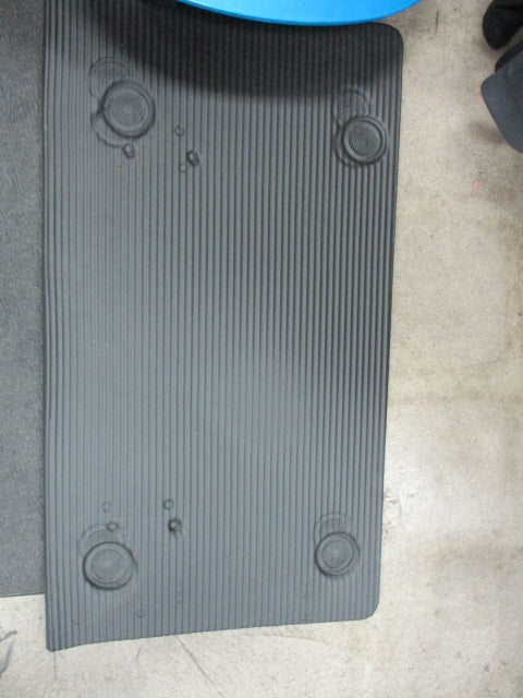 Load image into Gallery viewer, Used Life Pro Rumblex Plus 4D Vibration Plate (Remote Behind Counter)

