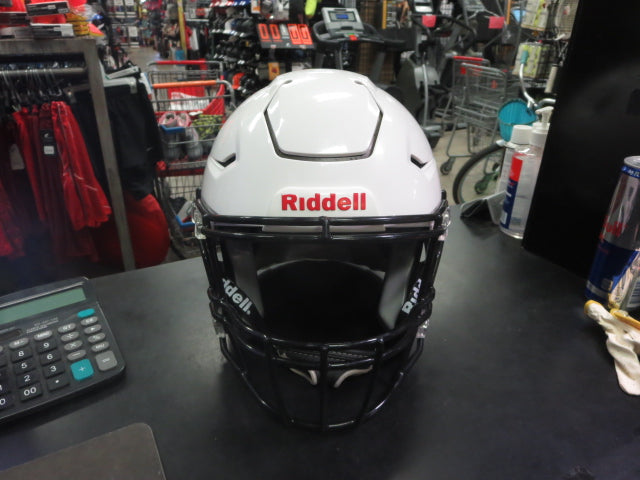 Load image into Gallery viewer, Used Riddell Speedflex Youth Football Helmet Size XL Initial Szn 2026
