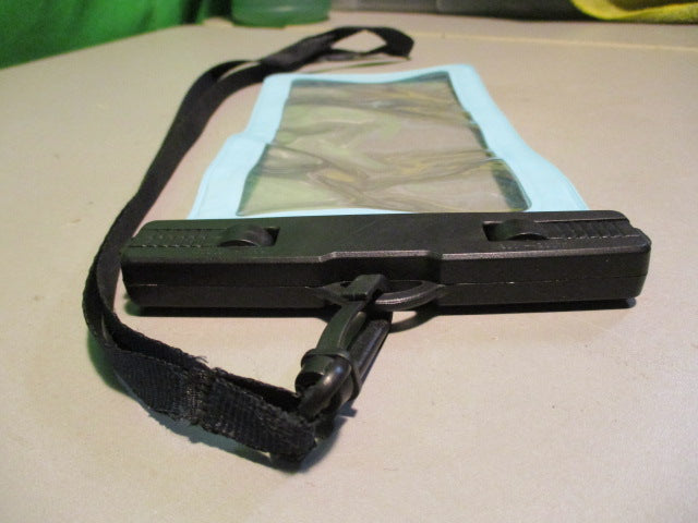 Load image into Gallery viewer, Used Blue Water Proof Phone Case
