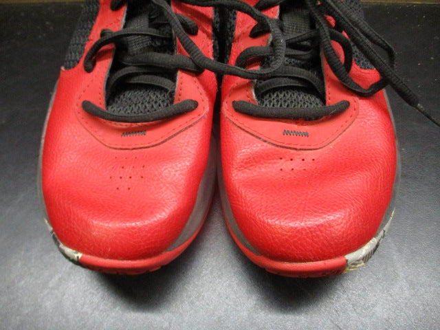 Load image into Gallery viewer, Used Under Armour Boys' Lockdown 6 Basketball Shoes - Size Youth 3
