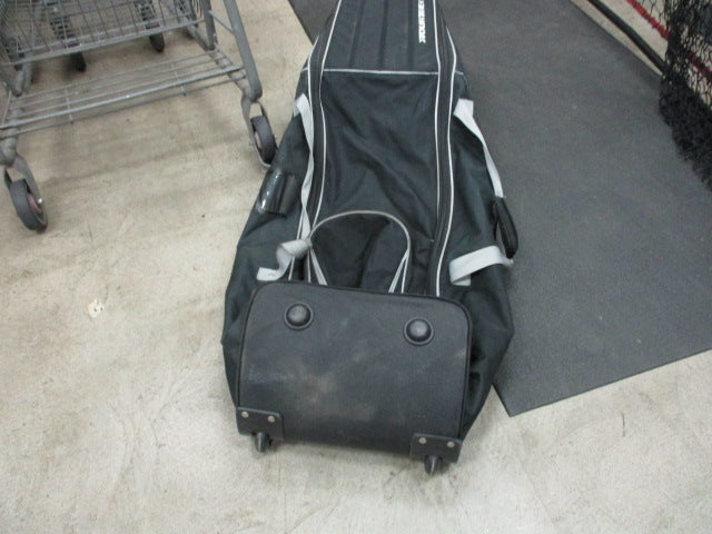 Load image into Gallery viewer, Used Tour Trek Golf Travel Bag
