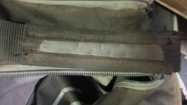 Load image into Gallery viewer, Used Demarini Momentum Wheeled Bag - Zipper problems &amp; wear
