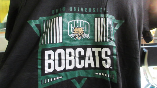 Adidas Ohio University Bobcats T-shirt - Size Medium