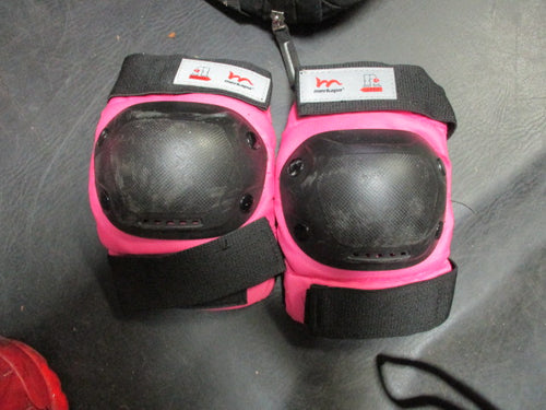 Used Merkapa Size Small Knee Pads