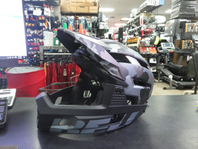 Load image into Gallery viewer, Like New Bell Super Air R Spherical MIPS Helmet Size Medium
