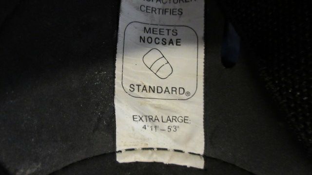 Load image into Gallery viewer, Used Nike Shin Guards Youth Size XL
