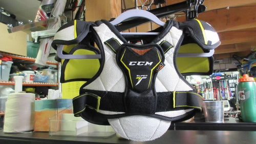 Used CCM Super Tacks Youth Large Hockey Shoulder Pads