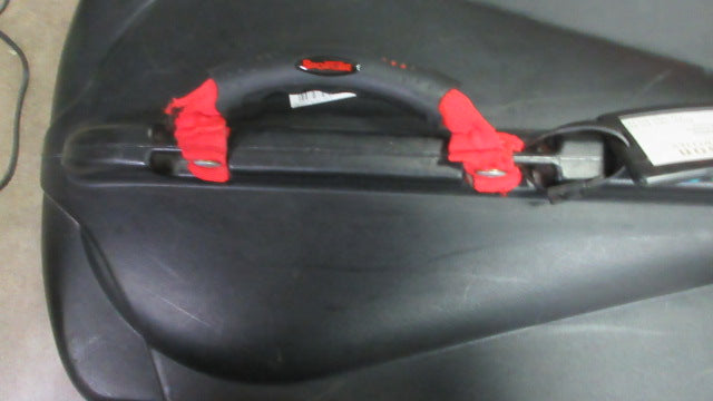 Load image into Gallery viewer, Used SportTube Double Ski Hard Case Wit Wheels (SOME DAMAGE)
