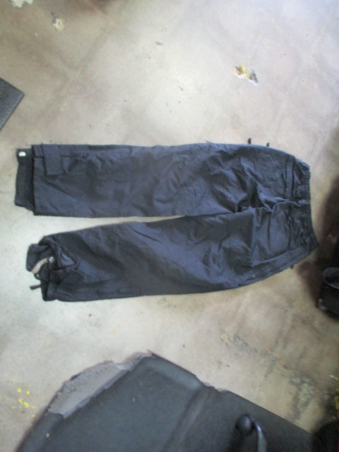 Load image into Gallery viewer, Used Sports Casters Size Medium Winter Pants
