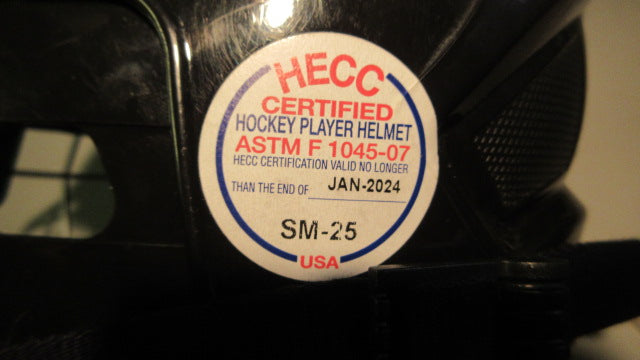 Load image into Gallery viewer, Used CCM FL 40 Hockey Helmet (Broken Adj Latch)
