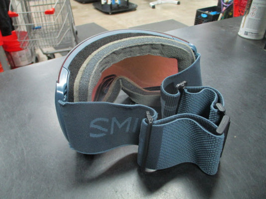 Used Smith SKYLINE XL ChromaPop Snow Goggles with Cloth Bag