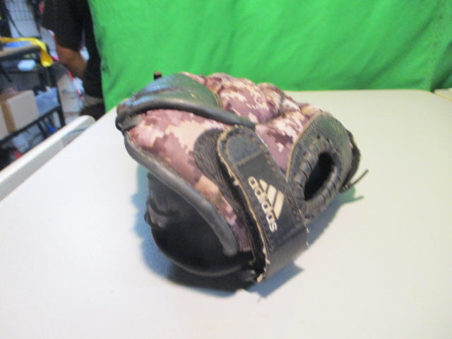 Load image into Gallery viewer, Used Adidas Easy Close 10&quot; Glove - RHT
