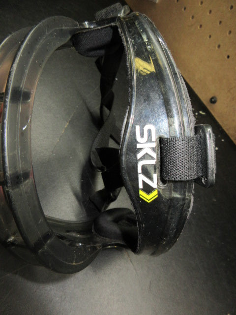Load image into Gallery viewer, Used SKLZ Field Shield
