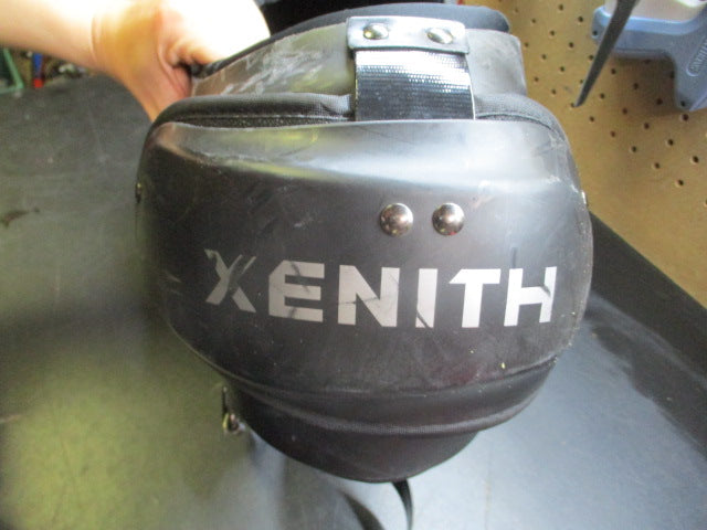 Load image into Gallery viewer, Used Xenith Flyte 2 TD Football Shoulder Pads - Size Small
