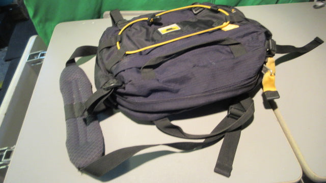 Load image into Gallery viewer, Used Mountainsmith Tour Lumbar Pack waist pack With Bottle Holders
