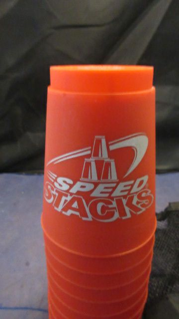 Load image into Gallery viewer, Used Speed Stacks Cups - 10 Cups - small wear - one crack
