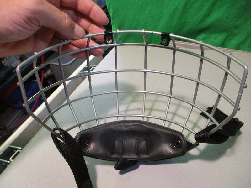 Load image into Gallery viewer, Used CCM FM50S Size S/M Hockey Helmet Mask
