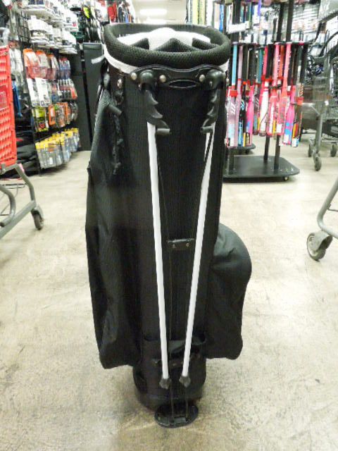 Load image into Gallery viewer, Used PowerBilt Golf Stand Bag in Black
