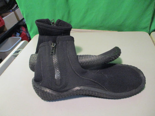 Used Tilos Hydro + Size 6 Dive Boots