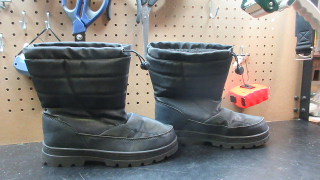 Load image into Gallery viewer, Used WFS Winter Snow Boots - Size 6
